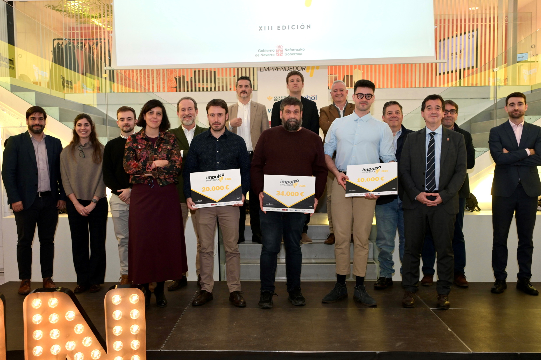 Ganadores Impulso Emprendedor 2025 junto con empresas mentoras