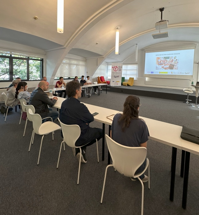 Sesión formativa en CEIN enmarcada en el proyecto Tech FabLab