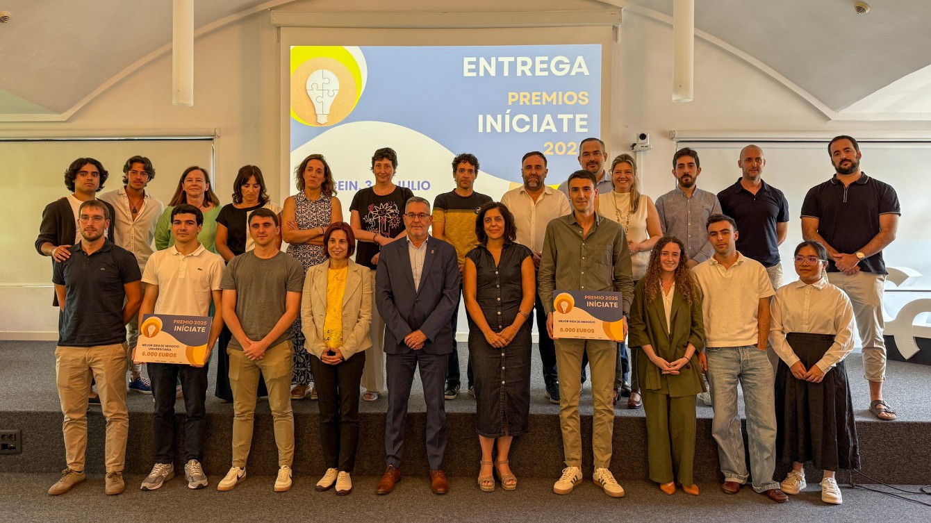 Proyectos ganadores, finalistas y jurado de los premios Iníciate de CEIN 2025