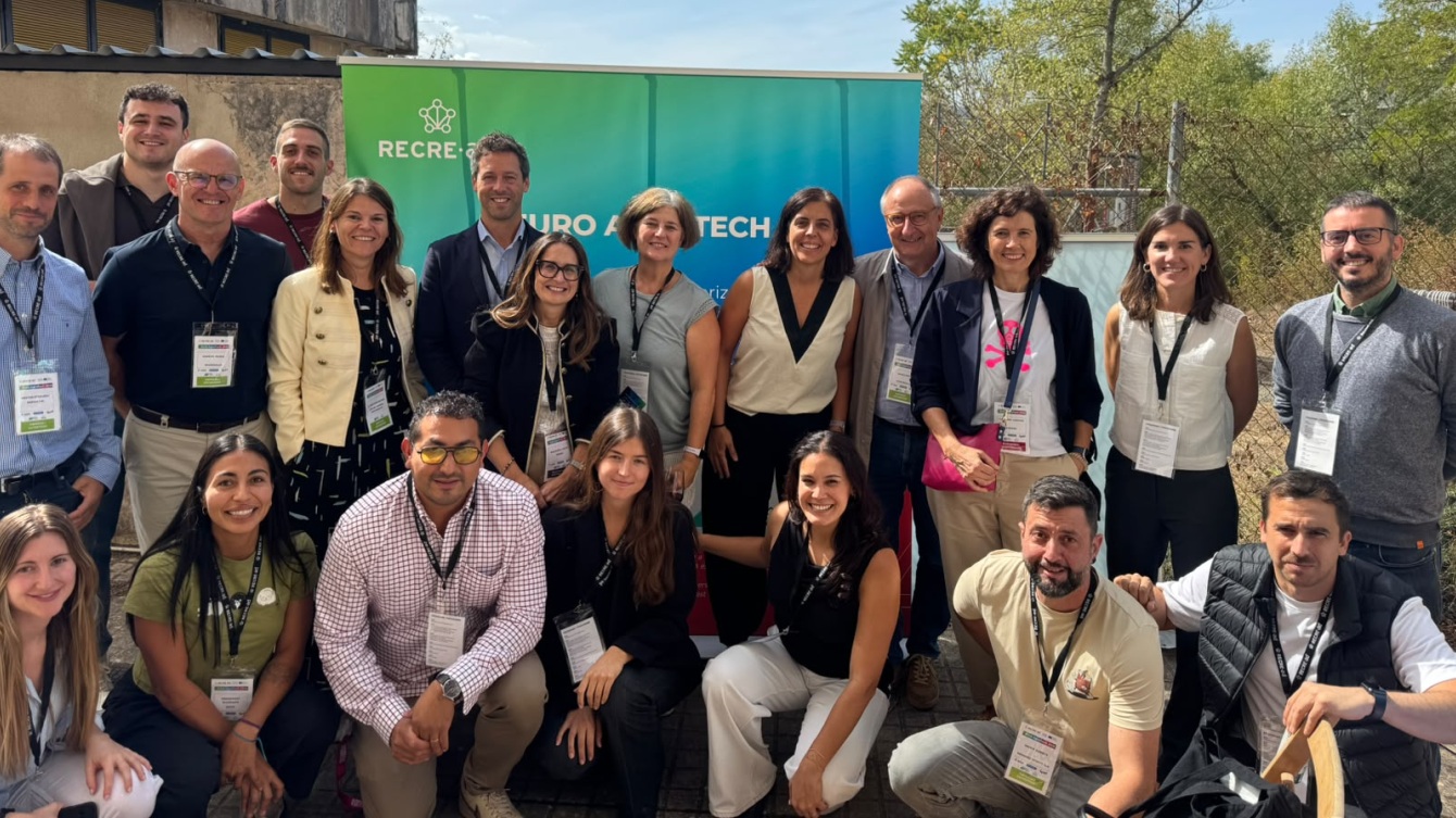 Foto de las personas integrantes de la delegación navarra del evento Euro Agrotech 2026