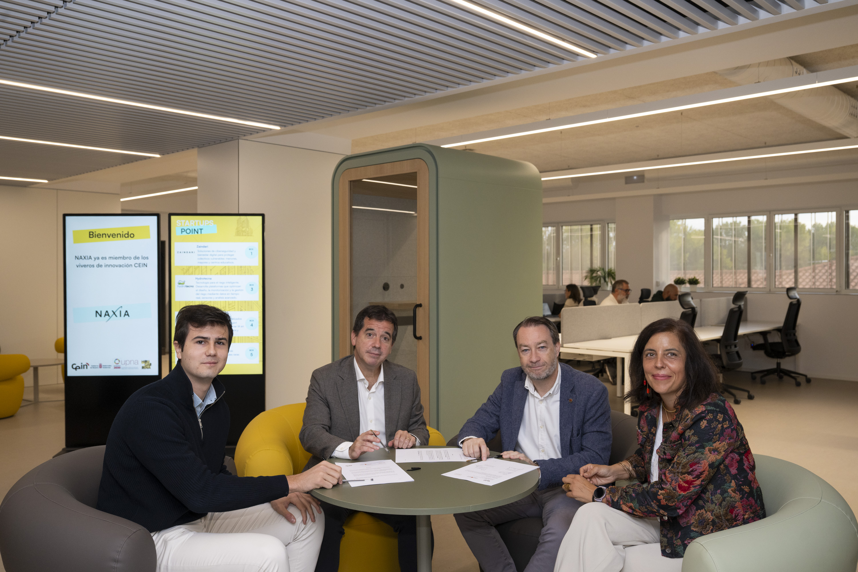 Representante de la startup Naxia en su entrada en Hirugarrena