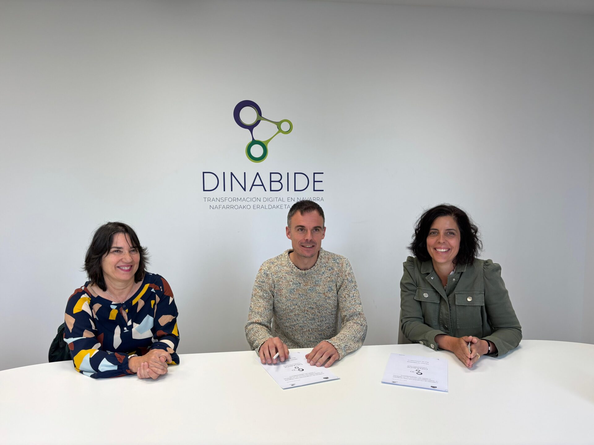 CEIN y DINABIDE firman un convenio de colaboración para impulsar el emprendimiento en la Sakana