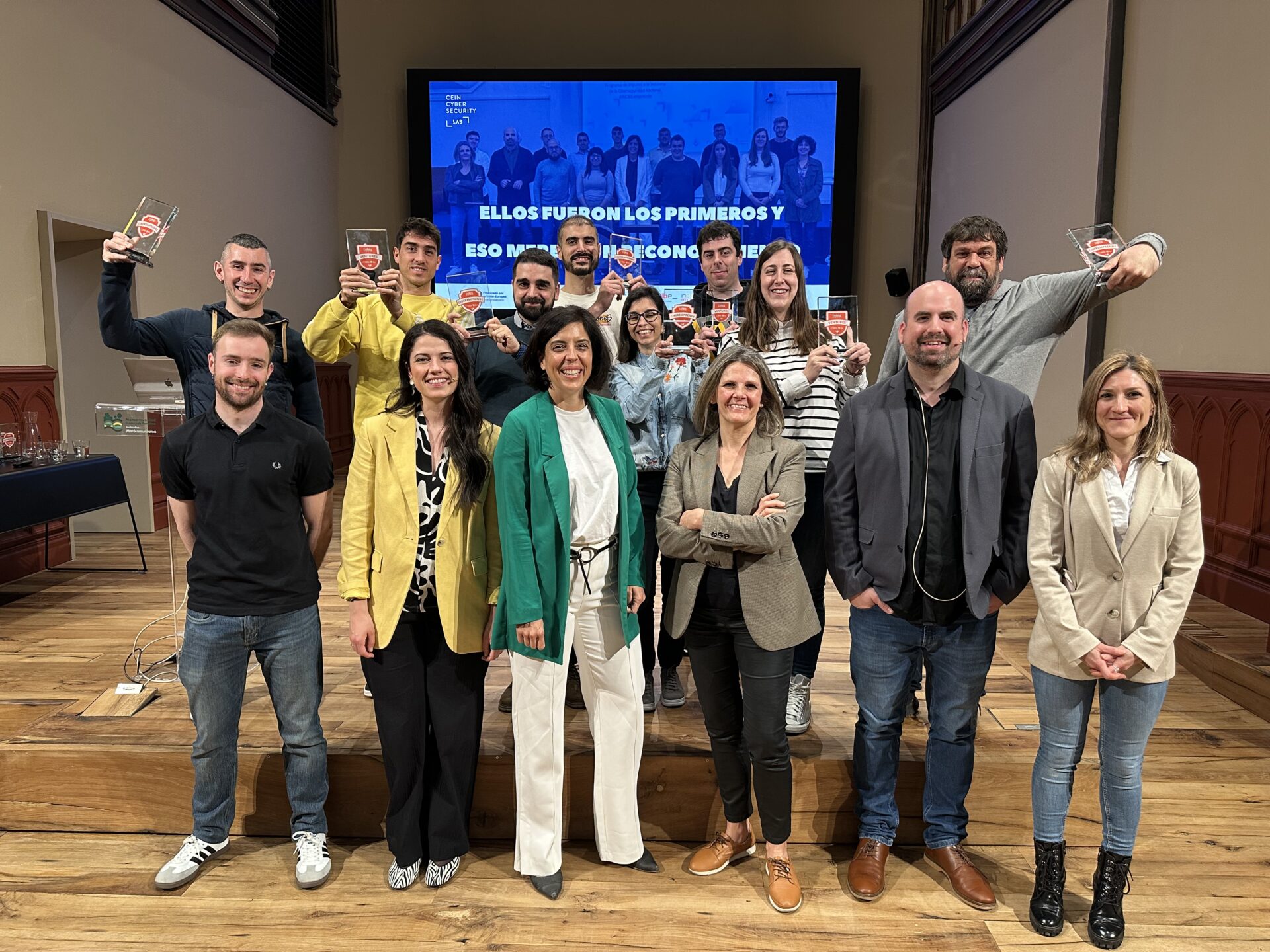 CEIN CYBERSECURITY LAB entrega los diplomas a los participantes de sus dos primeras ediciones en un acto centrado en las deepfakes            