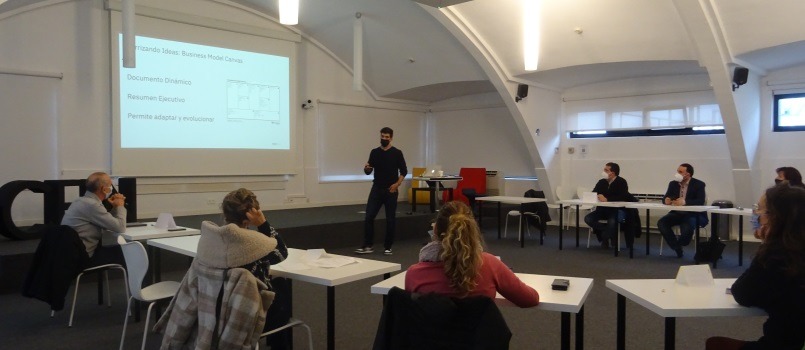 Seminario sobre presentación de proyectos emprendedores