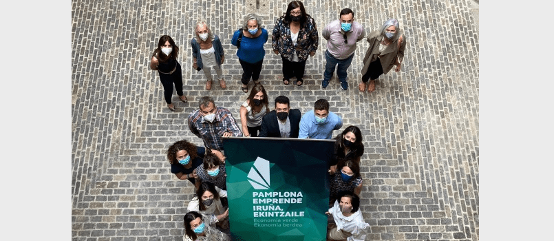 Proteger a las abejas, regenerar ecosistemas, o reutilizar ropa, entre las ideas de negocio de economía verde desarrolladas en el programa Pamplona Emprende 2021