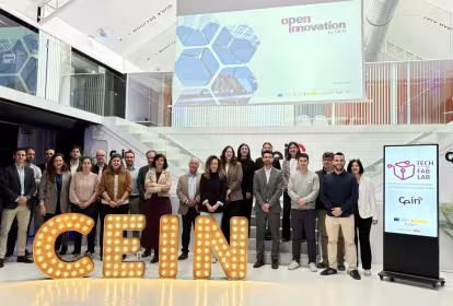 Representantes de CEIN y de 12 empresas navarras participantes en el programa Open Innovation