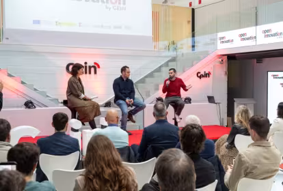 Participantes en el demo day del programa Open Innovation 2025