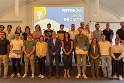 Proyectos ganadores, finalistas y jurado de los premios Iníciate de CEIN 2025