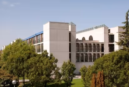 20 estudiantes de máster y grado de la UPNA diseñan cinco proyectos de empresa con ayuda de CEIN