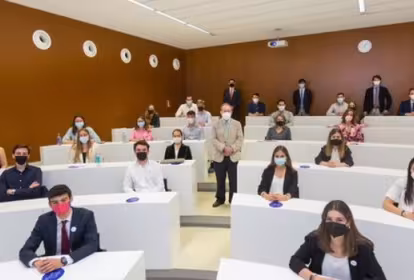 La Universidad de Navarra y CEIN formarán un año más a jóvenes científicos en el ámbito de la empresa